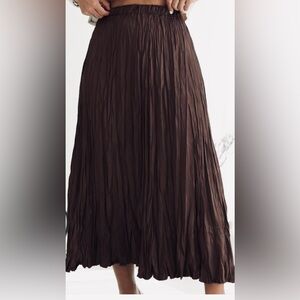 Art to-wear silk crinkled skirt in rich brown color